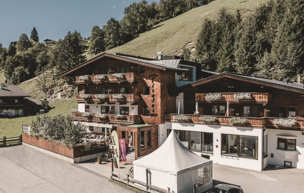 Hotel & Appartements Tiroler Buam Saalbach-Hinterglemm Exterior foto